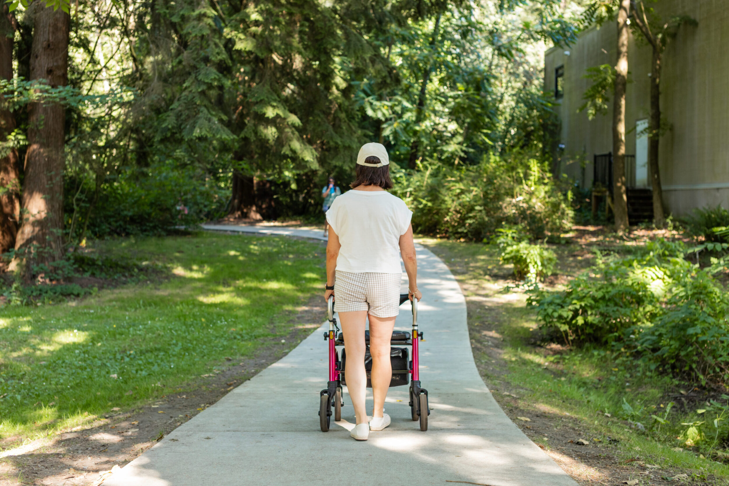 senior walker sizing guide woman park